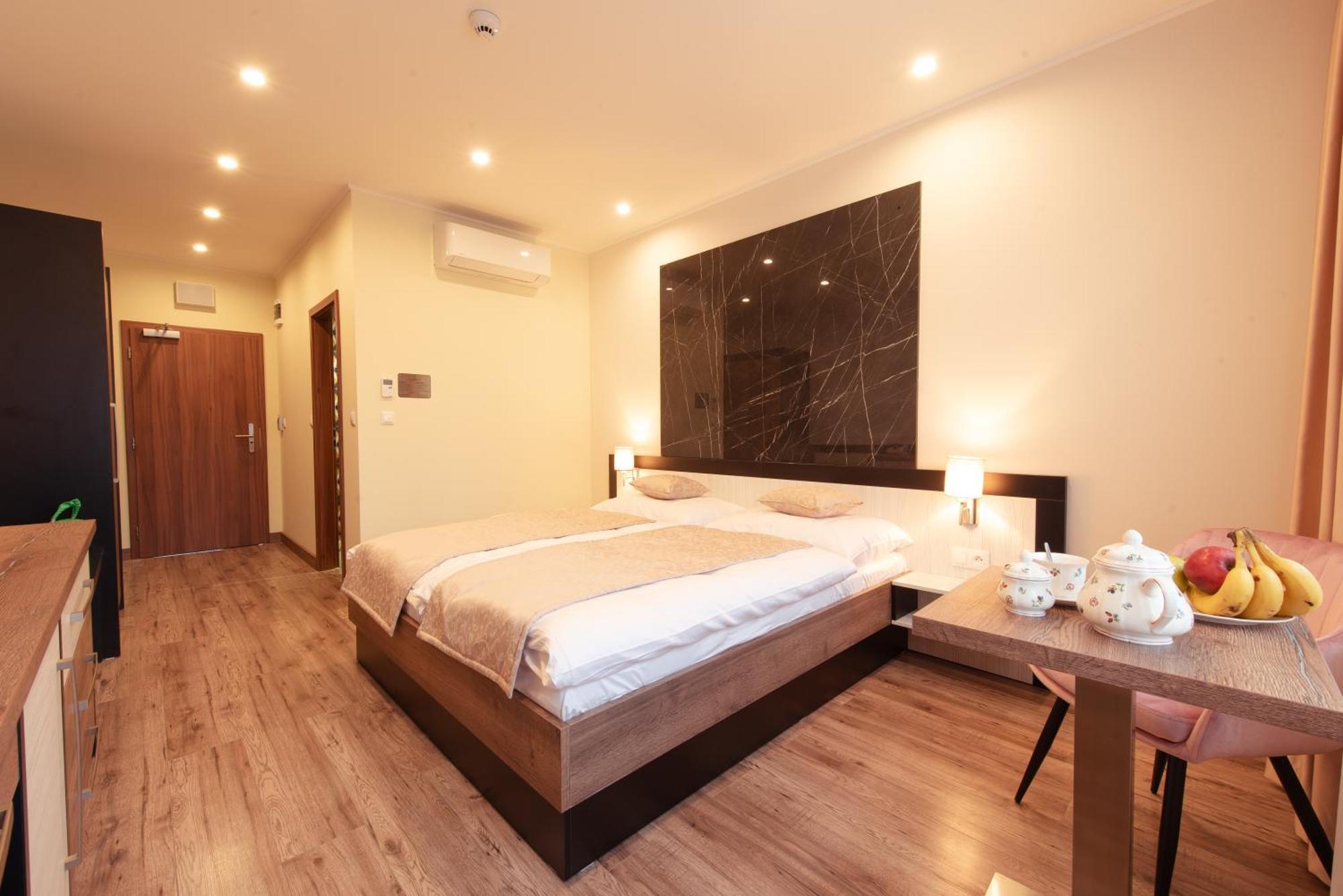 Hotel Viktor Bratislava Eksteriør billede