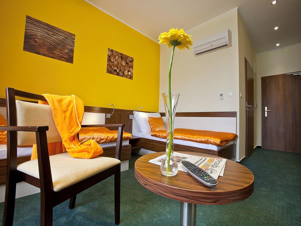 Hotel Viktor Bratislava Værelse billede