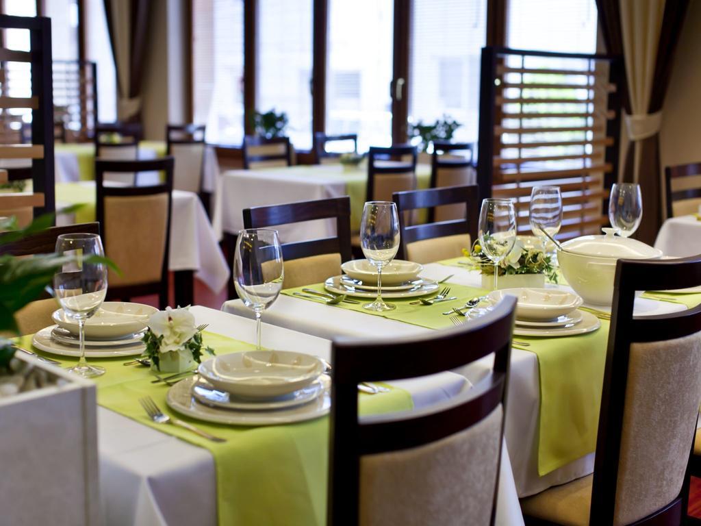 Hotel Viktor Bratislava Eksteriør billede