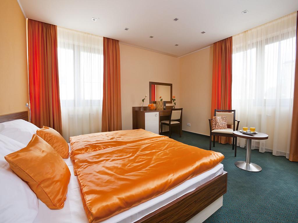 Hotel Viktor Bratislava Eksteriør billede