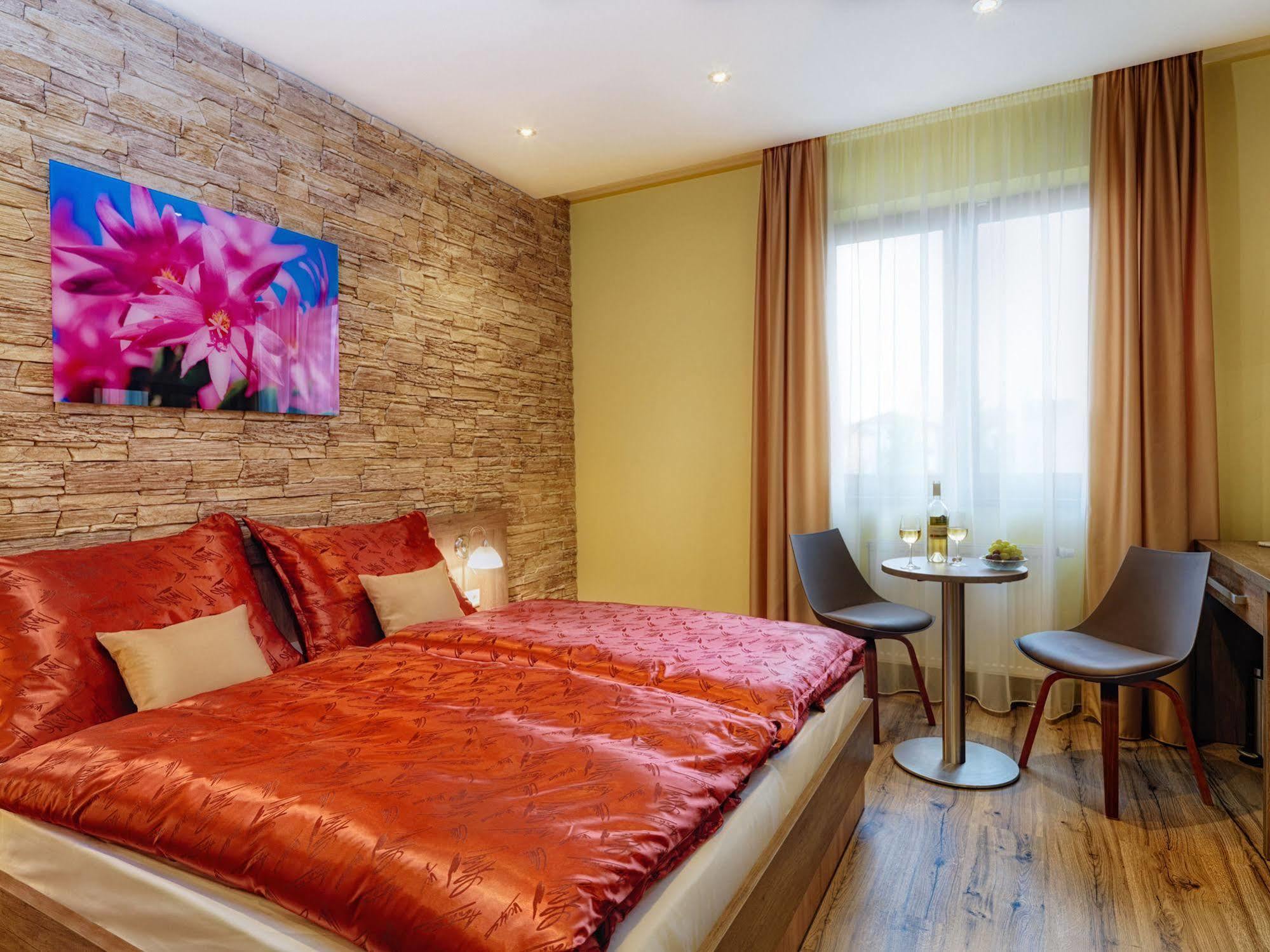 Hotel Viktor Bratislava Eksteriør billede