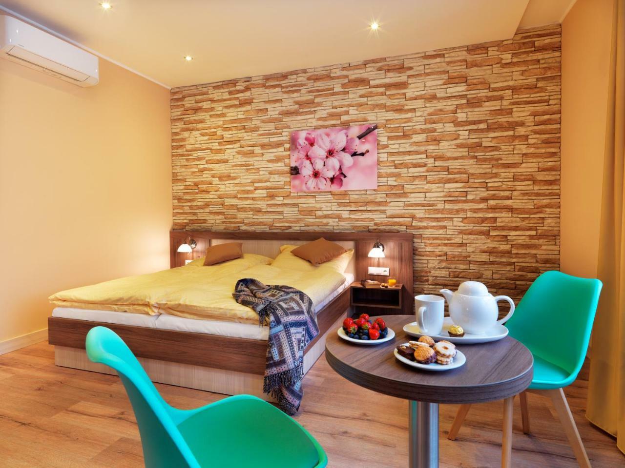 Hotel Viktor Bratislava Eksteriør billede