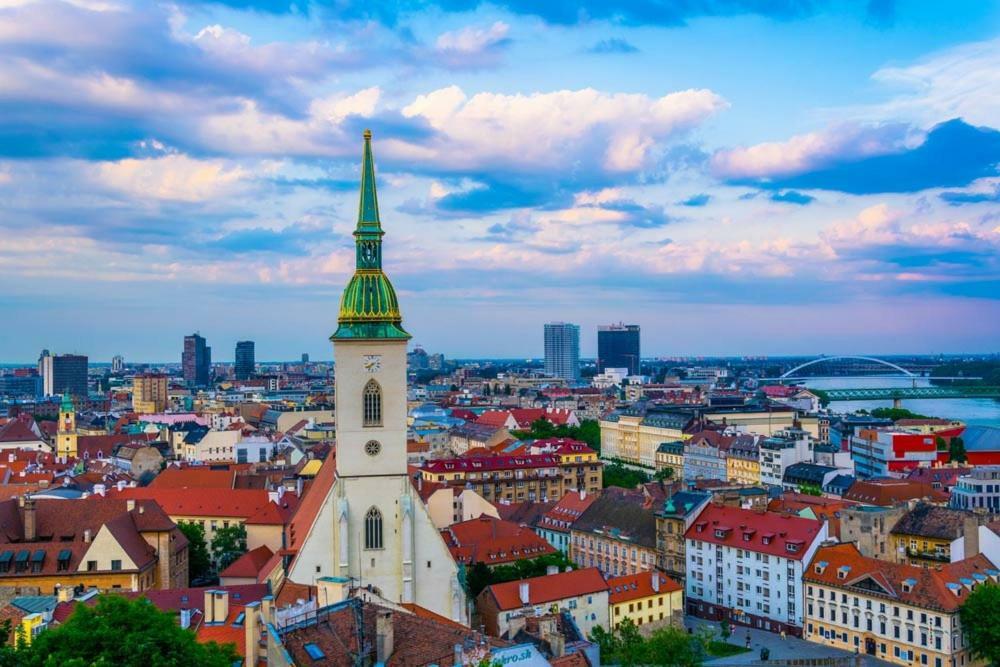 Hotel Viktor Bratislava Eksteriør billede